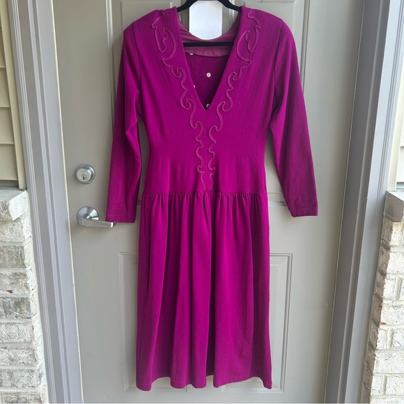 Vintage Dennis Goldsmith Magenta Knit Dress Long Sleeve Rhinestone USA Medium - Picture 2 of 11